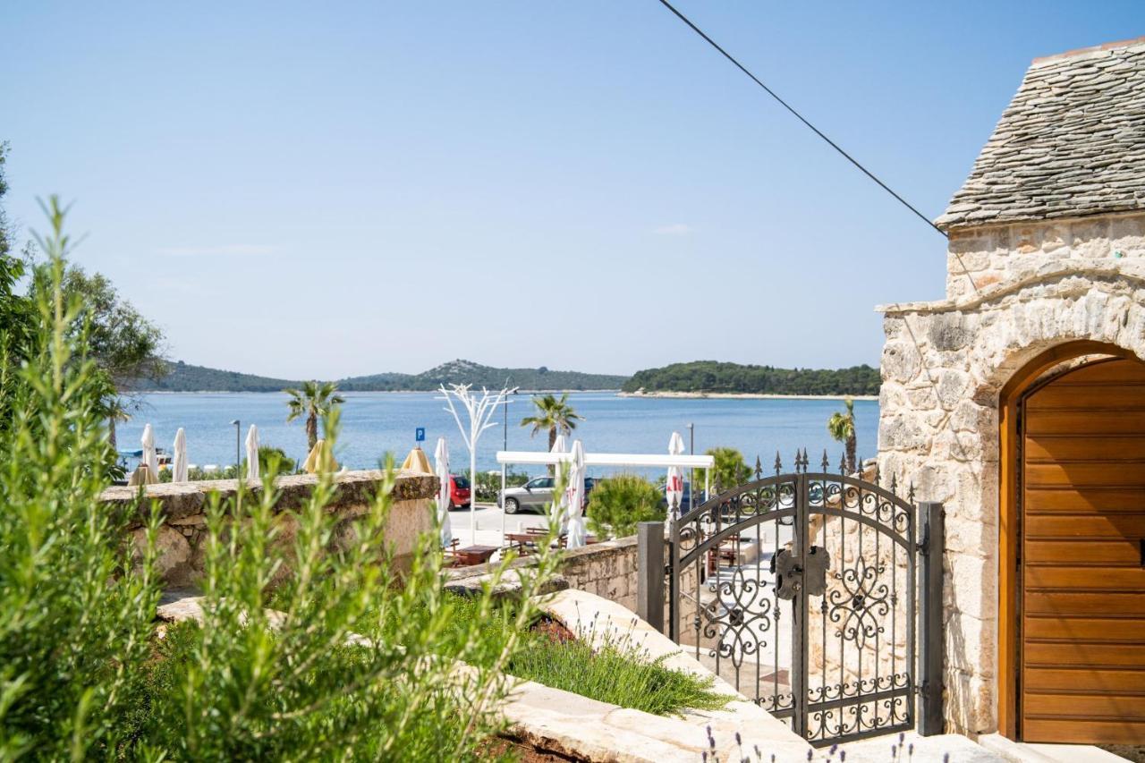 Apartments Mediteraneo Rogoznica 罗戈兹尼察 外观 照片