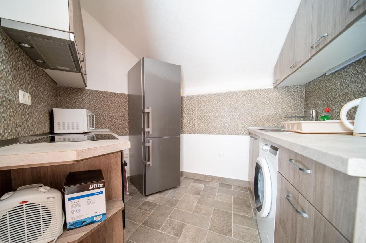 Apartments Mediteraneo Rogoznica 罗戈兹尼察 外观 照片
