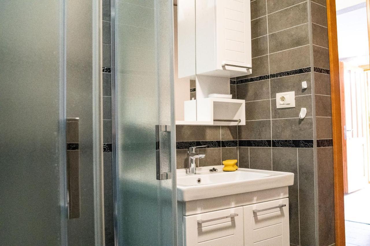 Apartments Mediteraneo Rogoznica 罗戈兹尼察 外观 照片